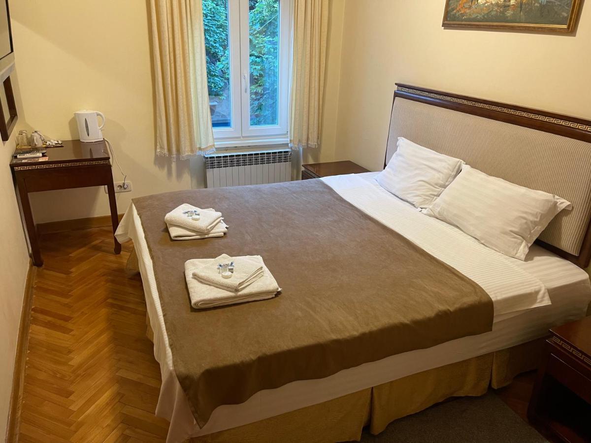 Boutique Hotel Travelling Actor - Skadarlija Belgrade Exterior photo